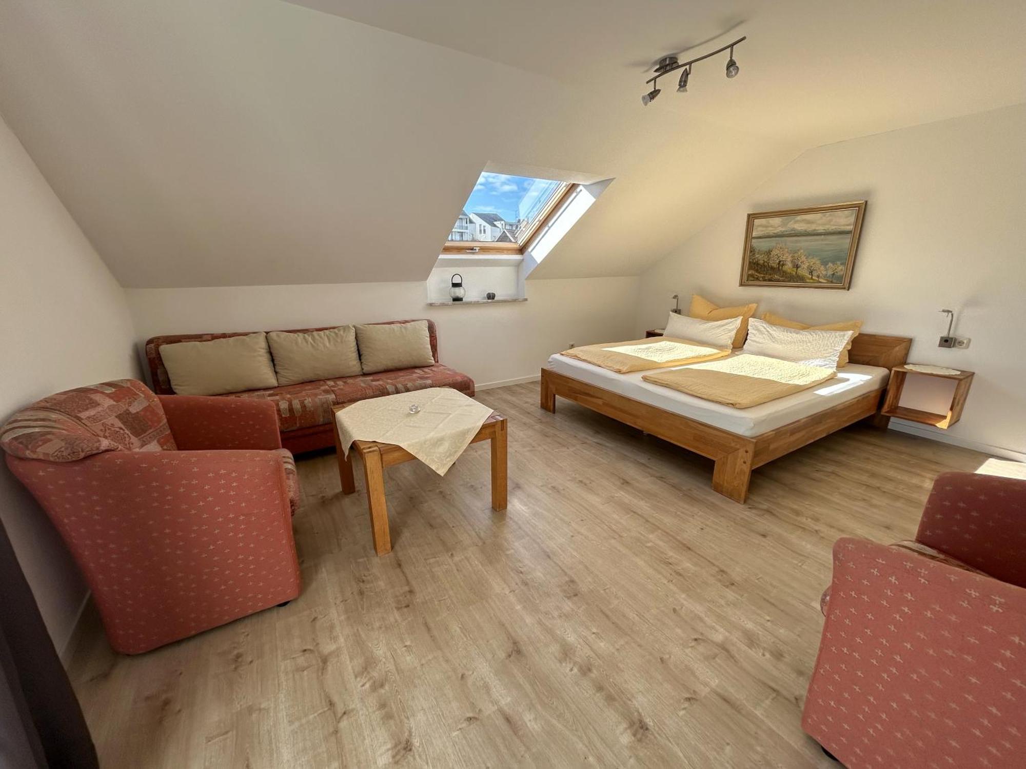Gaestehaus Sommertal Mit Pool Im Garten, Eigener Parkplatz, 800M Zum Bodensee, 300M Zur Altstadt ميرسبرغ المظهر الخارجي الصورة