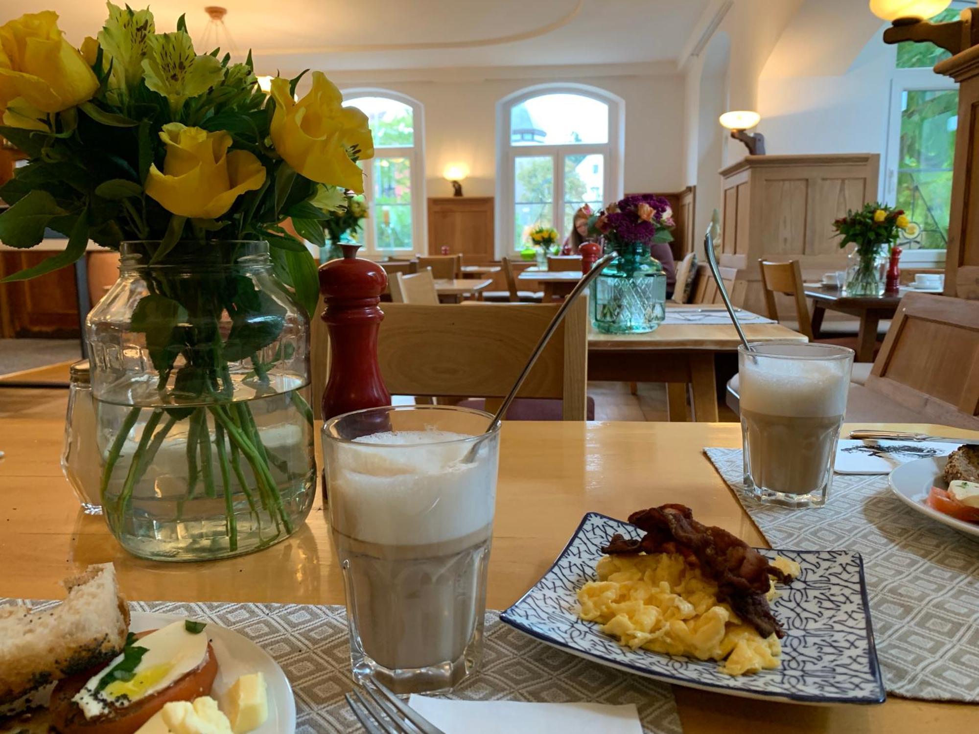 Gaestehaus Sommertal Mit Pool Im Garten, Eigener Parkplatz, 800M Zum Bodensee, 300M Zur Altstadt ميرسبرغ الغرفة الصورة