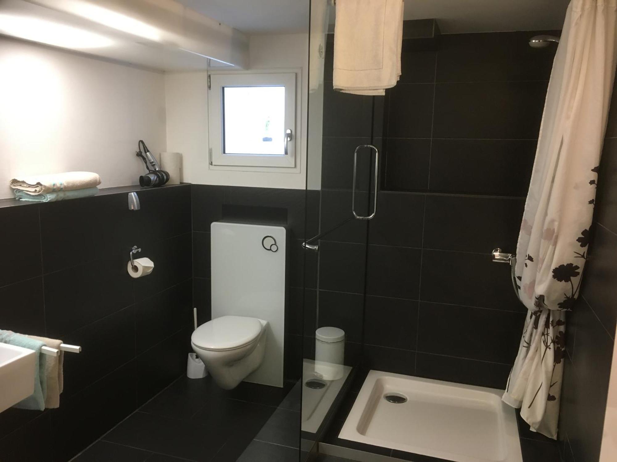 Gaestehaus Sommertal Mit Pool Im Garten, Eigener Parkplatz, 800M Zum Bodensee, 300M Zur Altstadt ميرسبرغ الغرفة الصورة