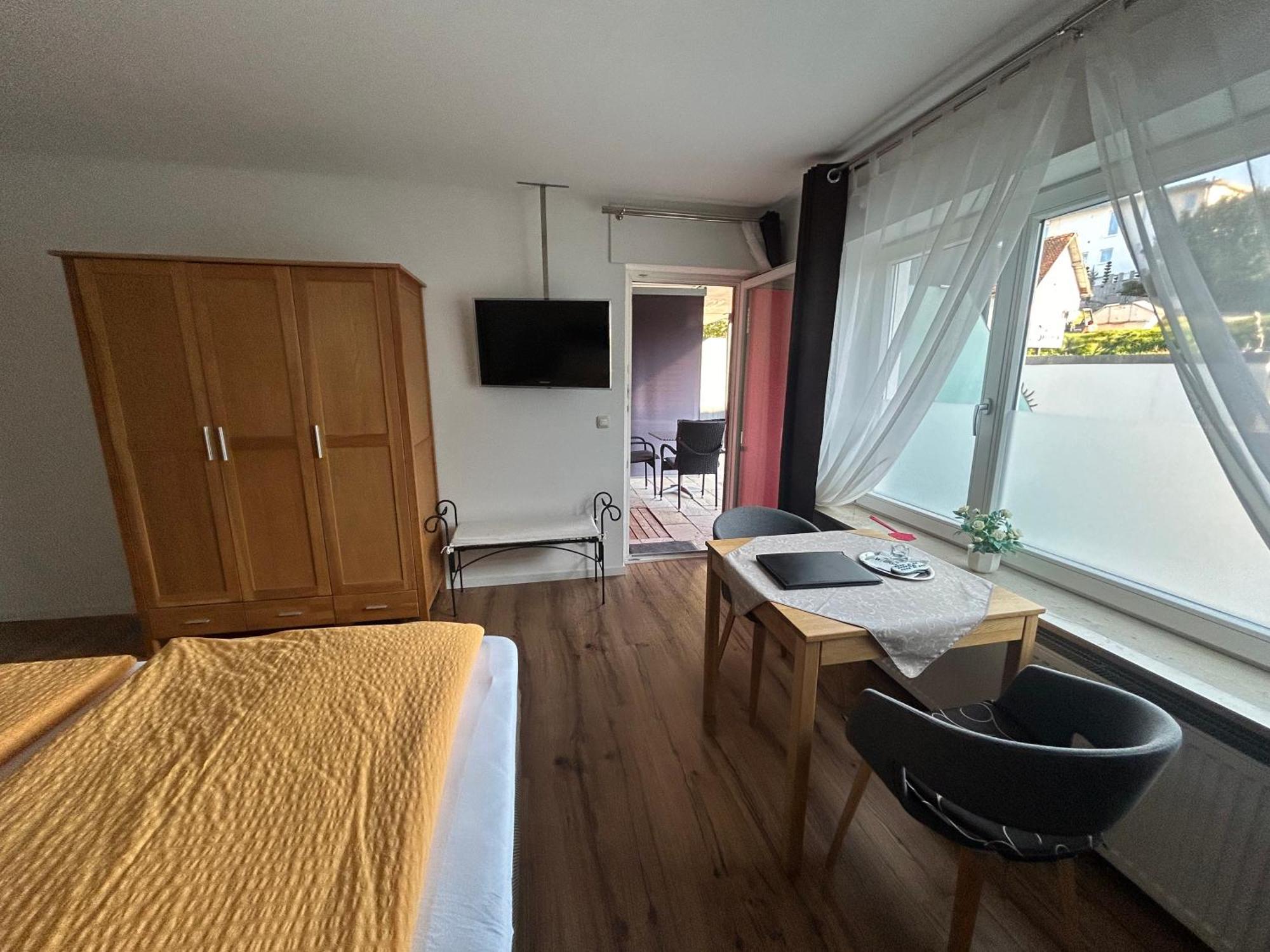 Gaestehaus Sommertal Mit Pool Im Garten, Eigener Parkplatz, 800M Zum Bodensee, 300M Zur Altstadt ميرسبرغ المظهر الخارجي الصورة